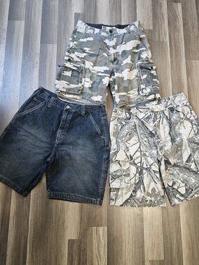 Men's Camo Cargo Shorts - Green/Gray